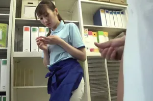 Ngủ chung với chị gái, cô em lén vụng trộm với anh rể